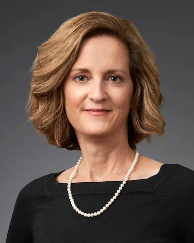 Photo of Mary Lou Roe