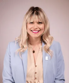 Photo of Julie Larivée