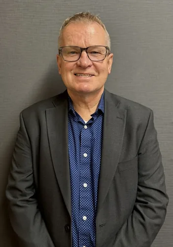 Photo of Lorne Halisky