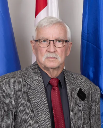 Photo of Dennis Hazelton