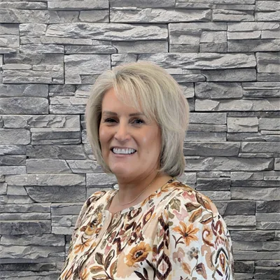 Photo of Cynthia Ralph