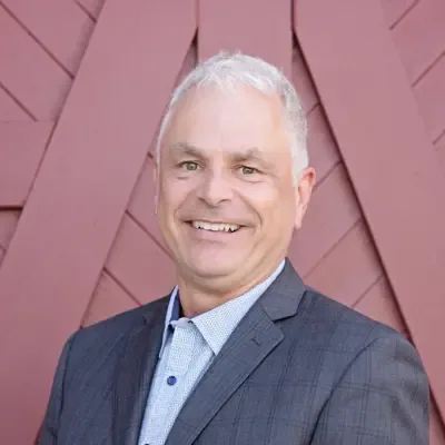 Photo of Vince Saretsky