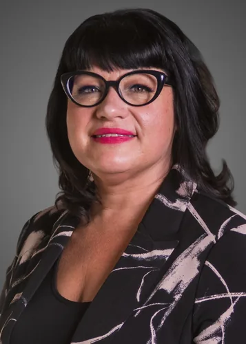 Photo of Lisa Parenteau