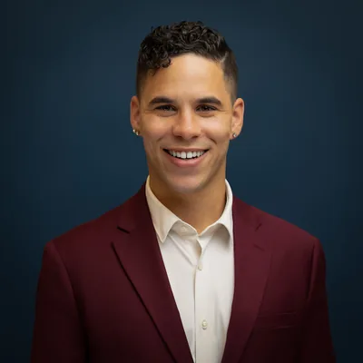 Photo of Shawn Raymond