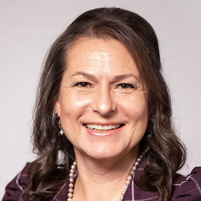 Photo of Lisa Dominato