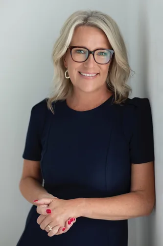 Photo of Melissa Sheehy-Richard