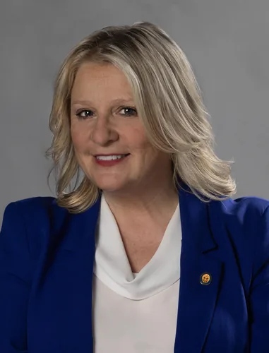 Photo of Kim Masland