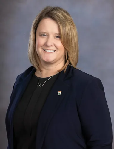 Photo of Jenn Redmond