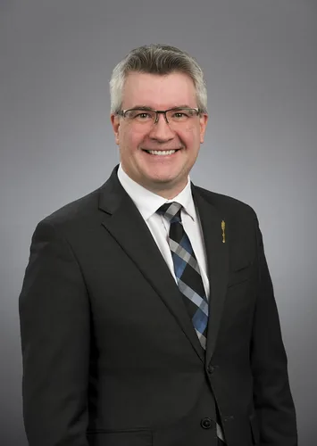 Photo of Kris Austin