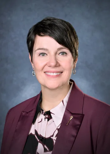 Photo of Terri Bromm
