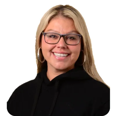 Photo of Nicole Crowe