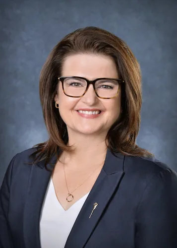 Photo of Carla Beck