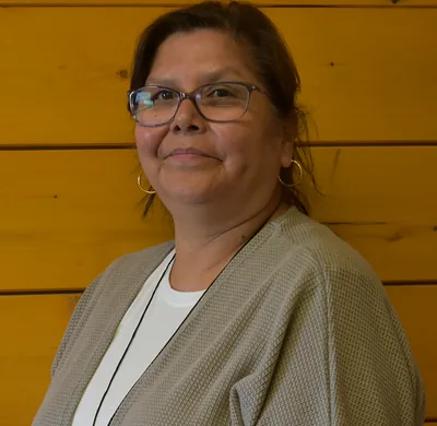Photo of Lynn Kenoras
