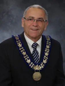 Photo of Alec Dove
