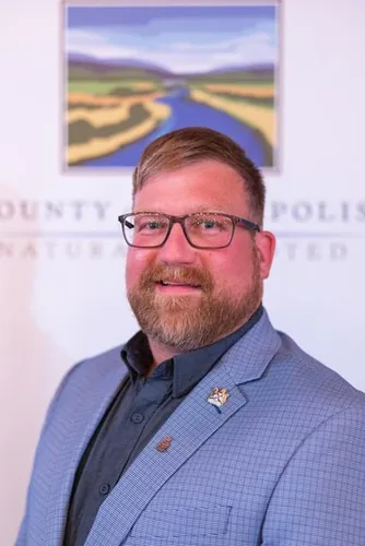 Photo of Dustin Enslow