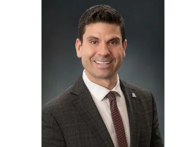 Photo of Greg Norton