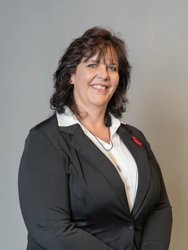 Photo of Cathy Schmidt
