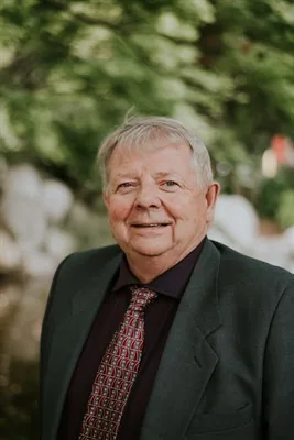 Photo of Victor Smith