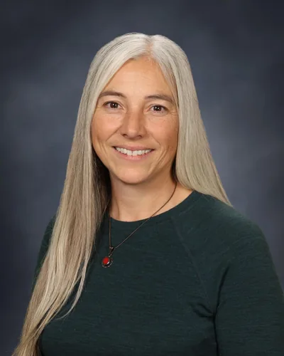 Photo of Stefanie Clarke