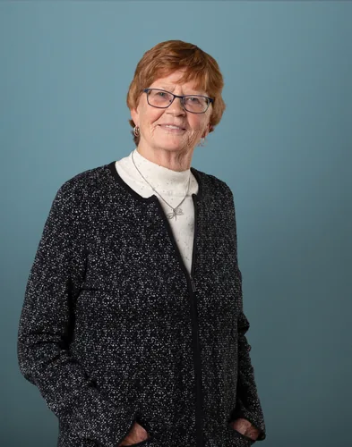 Photo of Lois Bedwell
