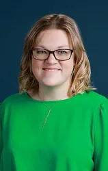 Photo of Sara Roth