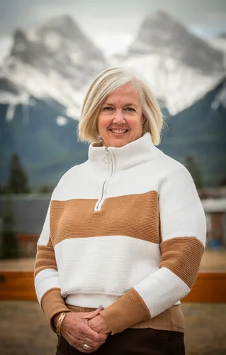 Photo of Sharon Oakley