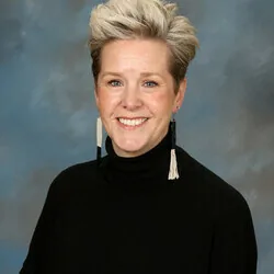Photo of Saara Bain