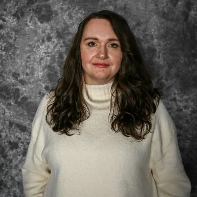 Photo of Mira Lewis