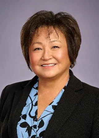 Photo of Julie VanOrden