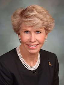 Photo of Liz Storer