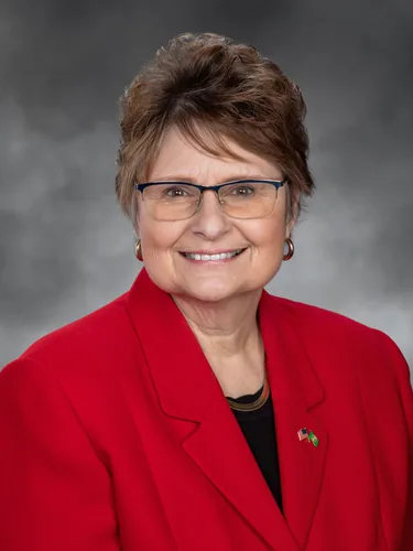 Photo of Deb Manjarrez