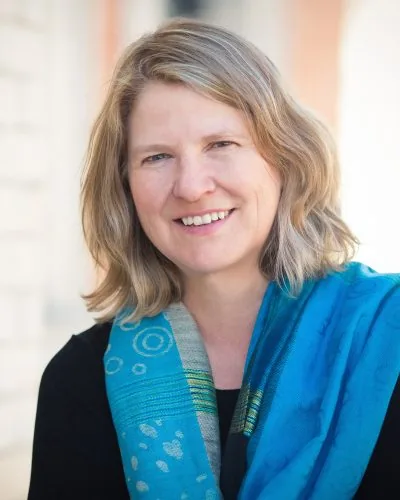 Photo of Andrea Olsen