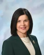 Photo of Rebecca Reimer