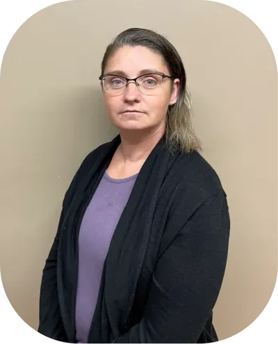Photo of Jennifer Lins