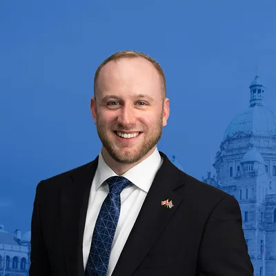 Photo of Simon Chandler