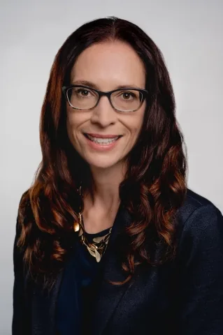 Photo of Laura Dudas