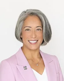 Photo of Alexa Loo