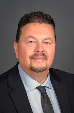 Photo of Ian Bushie