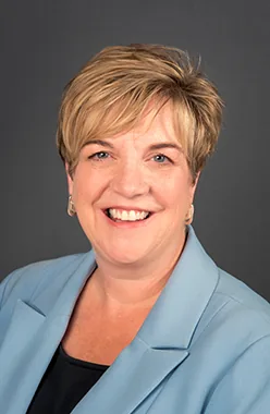 Photo of Lisa Naylor
