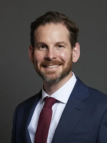 Photo of Alex Ballinger