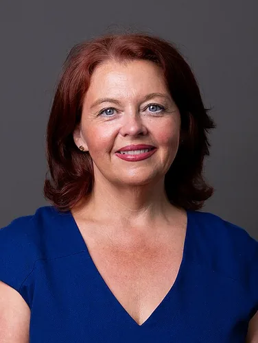 Photo of Paula Barker