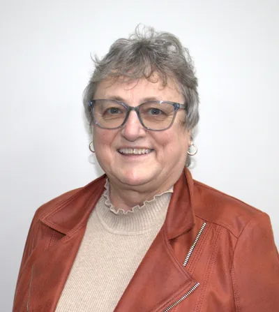 Photo of Joyce Watts