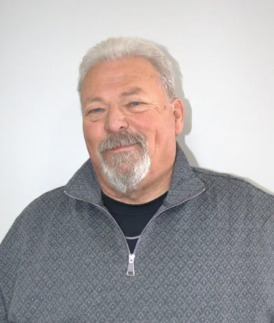 Photo of Les Blair