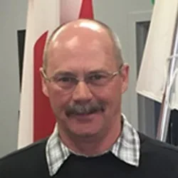 Photo of Daryl Hemsley