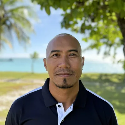 Photo of Isa Minkom