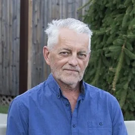 Photo of Dennis Helmuth
